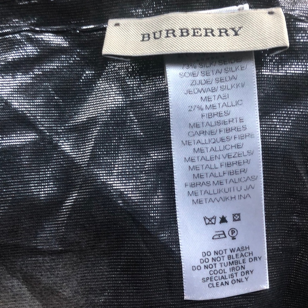 100% authentic Burberry London scarf